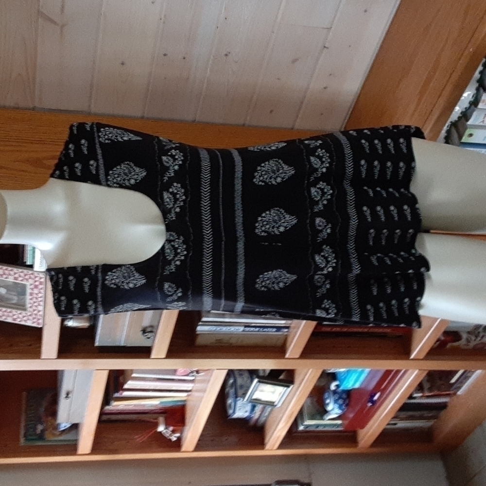 Lucky Brand, S/P (5/6), black with white print.